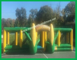 GIANT INFLATABLE CORN MAZE