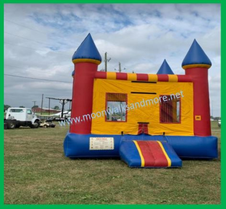 Traditional Bounce House - 1